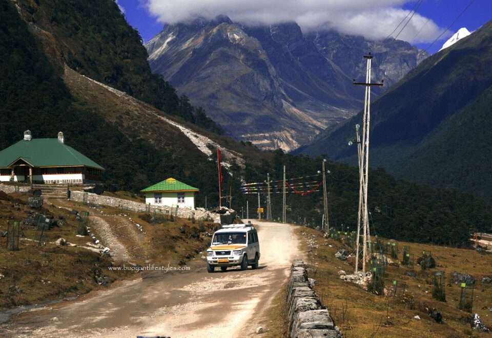 #northsikkim #northsikkimtravel #gurudongmarlake + gurudongmar lake +north sikkim