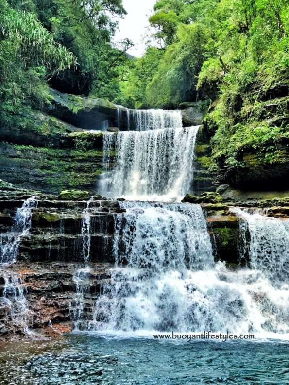 Wei Sawdong waterfalls cherrapunjee #cherrapunjee #meghalaya #weisawdong #waterfalls #northeastindia + Wei Sawdong waterfalls + Meghalaya + Cherrapunjee tourist spot