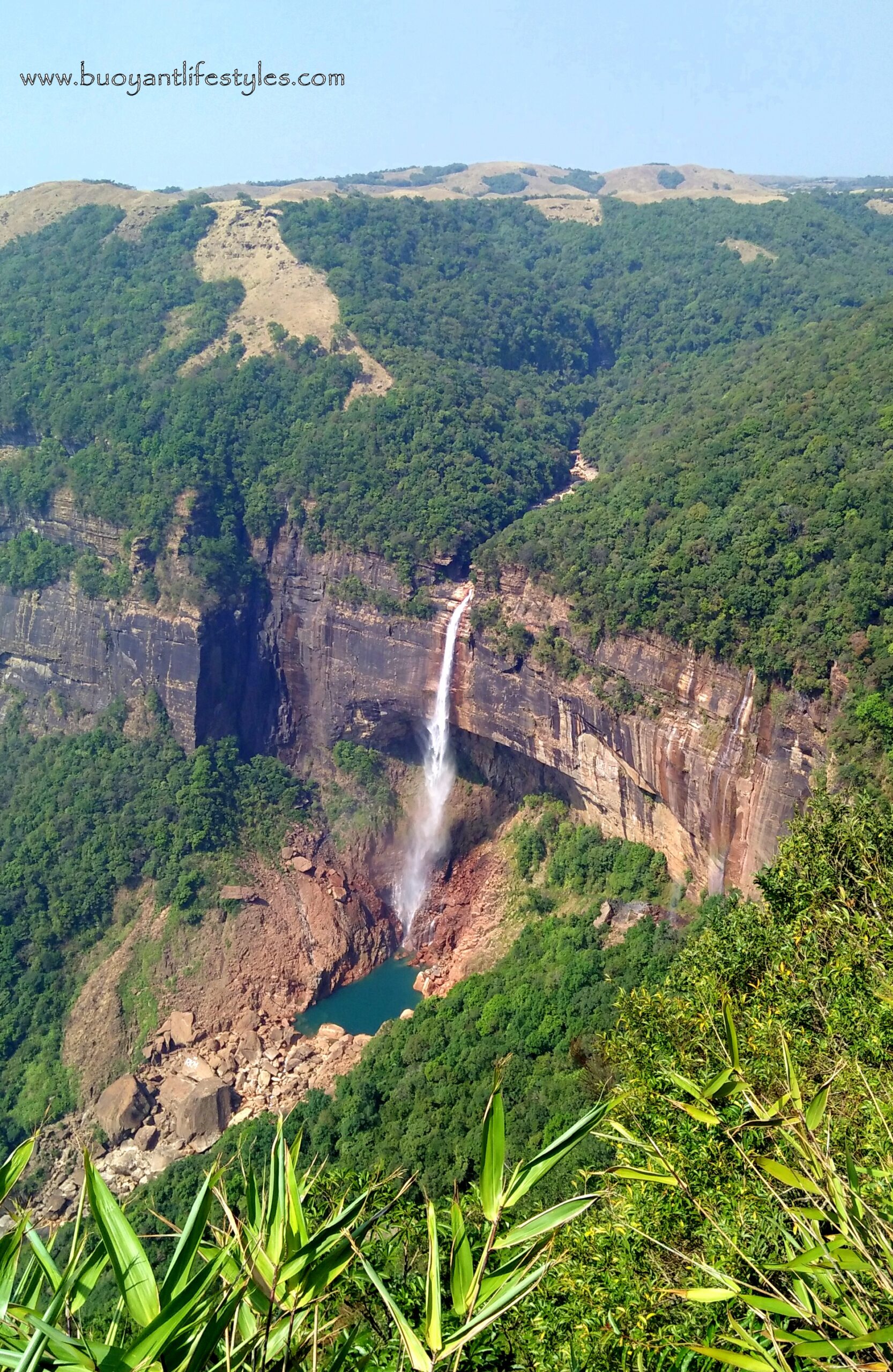 #nohkalikaiwaterfalls #cherrapunji #sohra #meghalaya + nohkalikai waterfalls