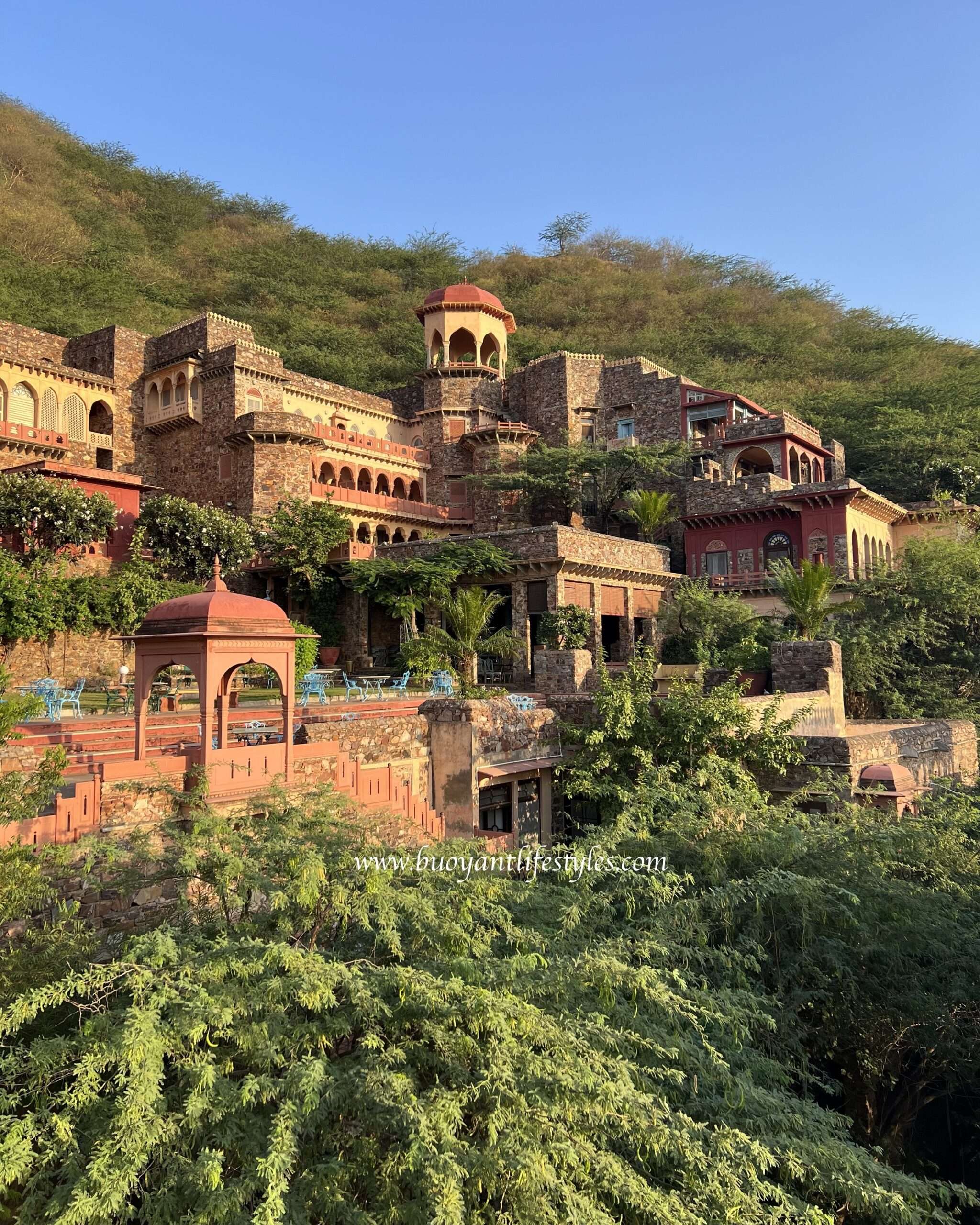 The Ultimate Guide to the Neemrana Fort Palace in Alwar, Rajasthan ...